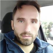 Laureato in Lingue impartisce lezioni di Italiano per stranieri